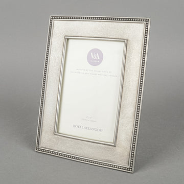 ROYAL SELANGOR V&A Bead Pewter 4x6 Picture Frame