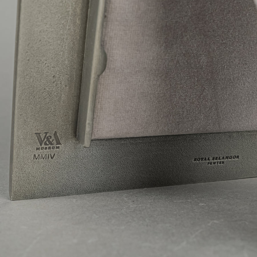 ROYAL SELANGOR V&A Bead Pewter 4x6 Picture Frame