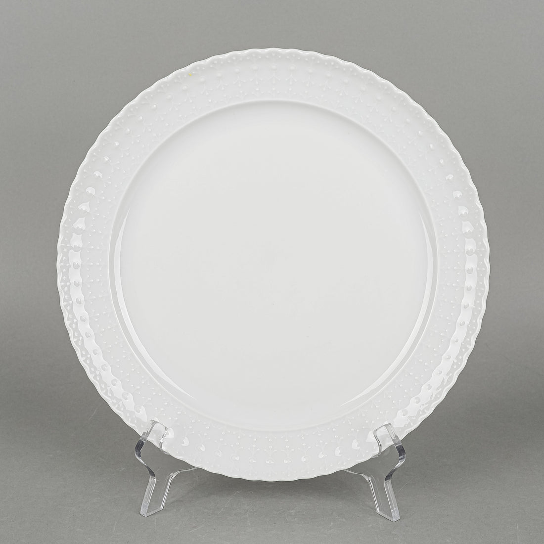 TIRSCHENREUTH Mozart White 8 Place Settings Plus Extras