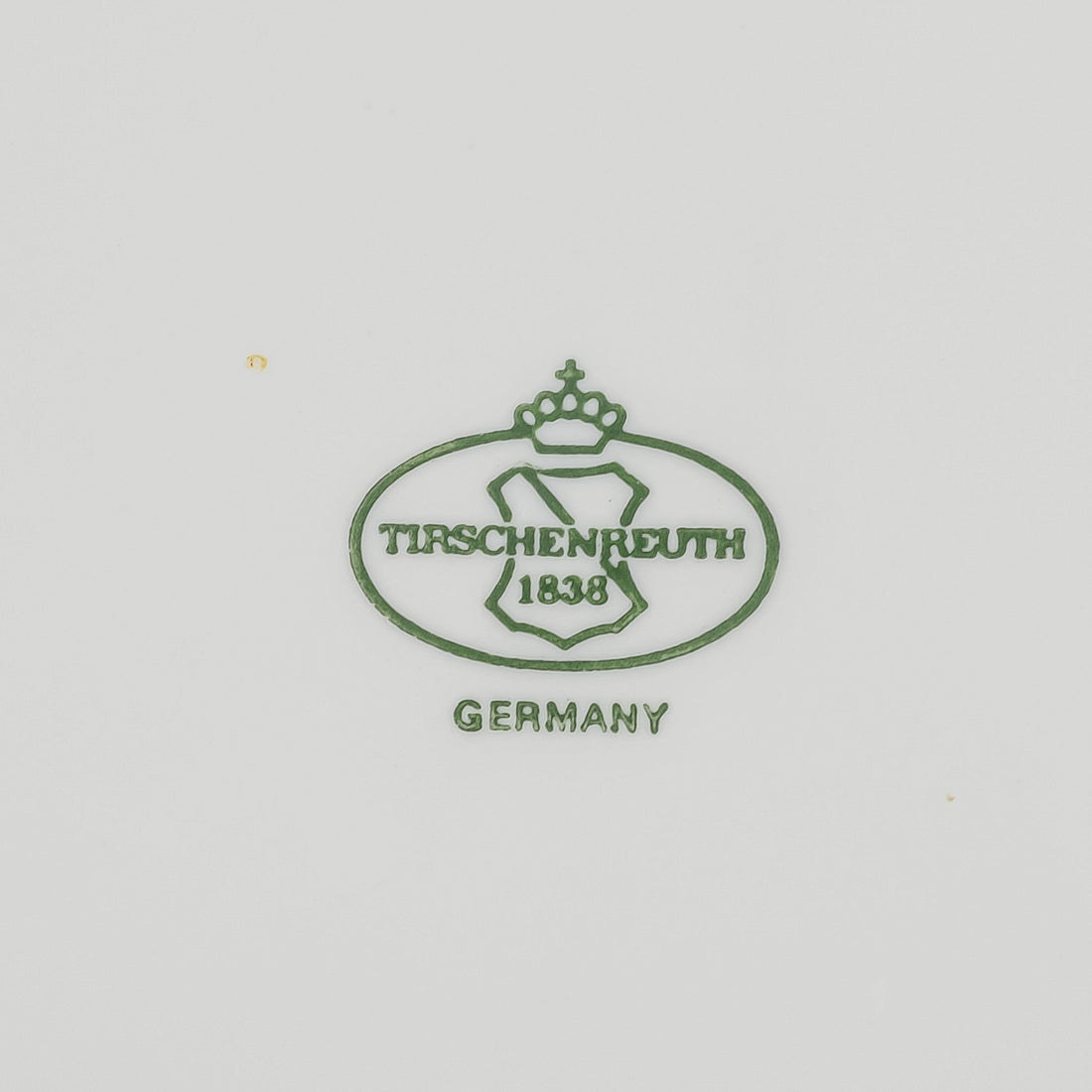 TIRSCHENREUTH Mozart White 8 Place Settings Plus Extras