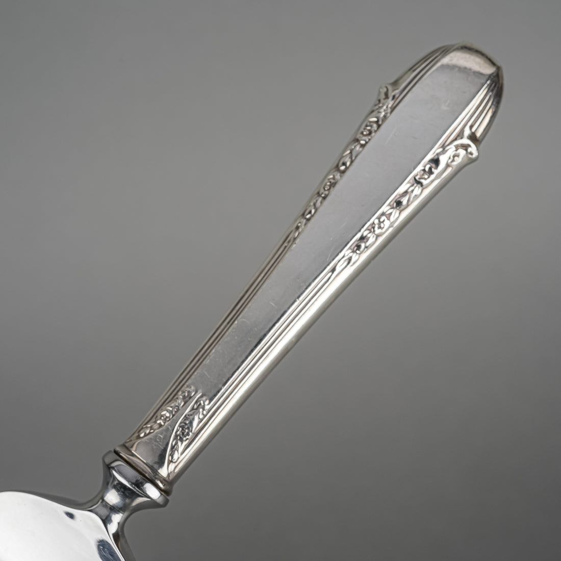 INTERNATIONAL SILVER Enchantress Sterling Handle Stainless Steel Dessert Server L