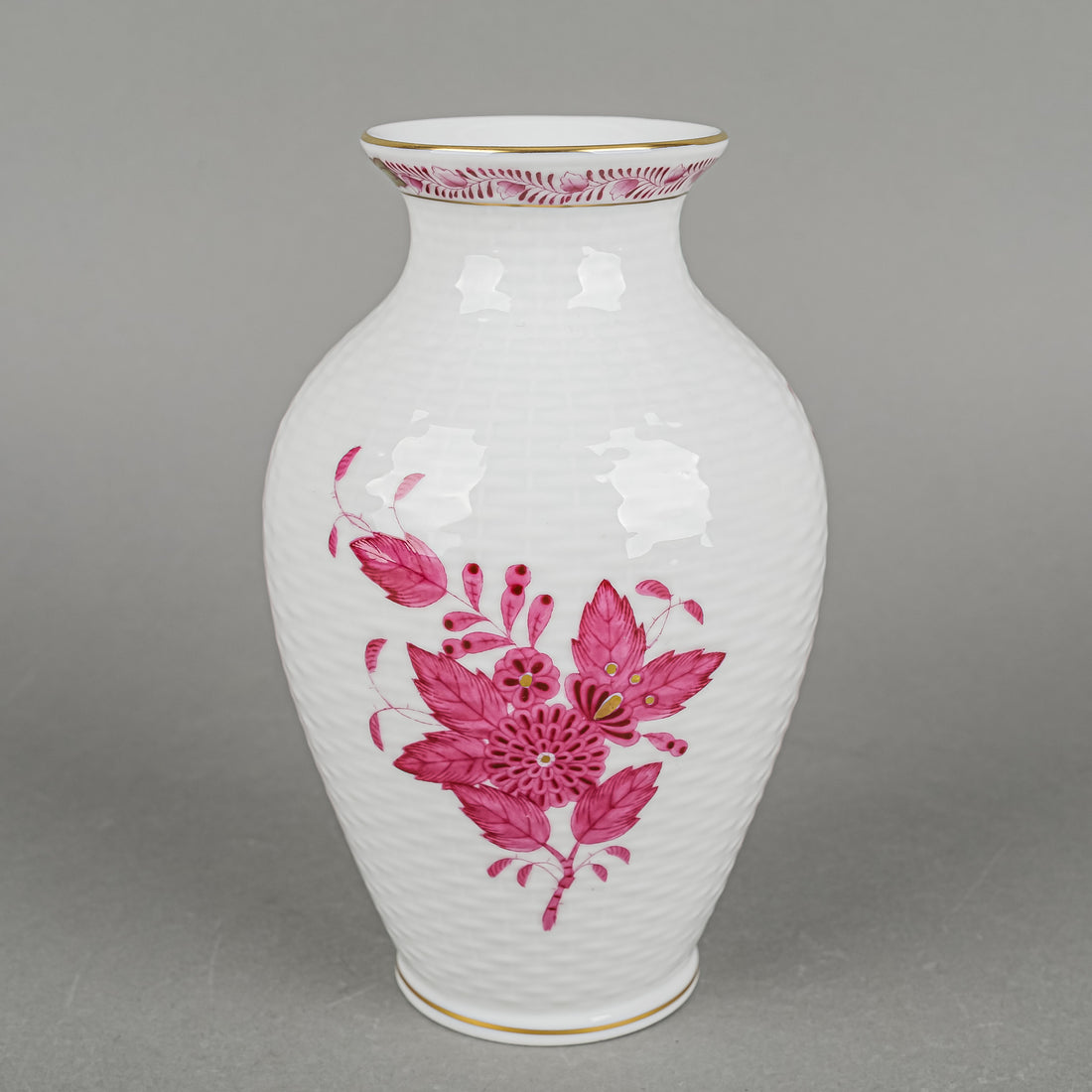 HEREND Chinese Bouquet Pink Vase
