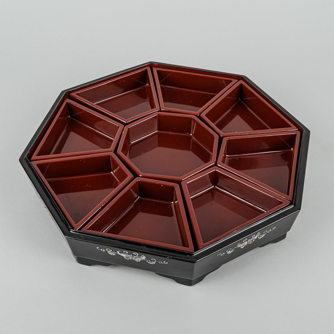 Asian Lacquer And Mother-Of-Pearl Octagonal Covered Box