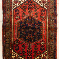 Hand Knotted Wool Zanjan Persian Rug-Single Fringe