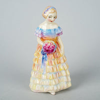 ROYAL DOULTON Figurine Bridesmaid M12