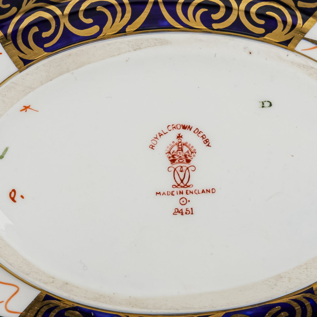 ROYAL CROWN DERBY Traditional Imari 2451 Tea Set 21 Pieces