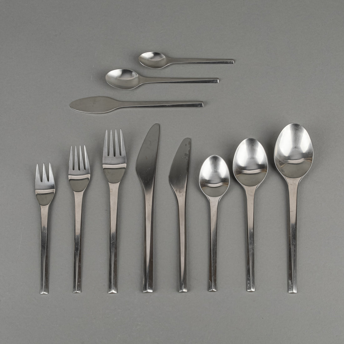 GEORG JENSEN Prism Stainless Steel Flatware 8 Place Settings Plus Extras