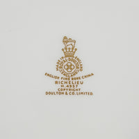 ROYAL DOULTON Richelieu Round H4957 Covered Serving Bowl