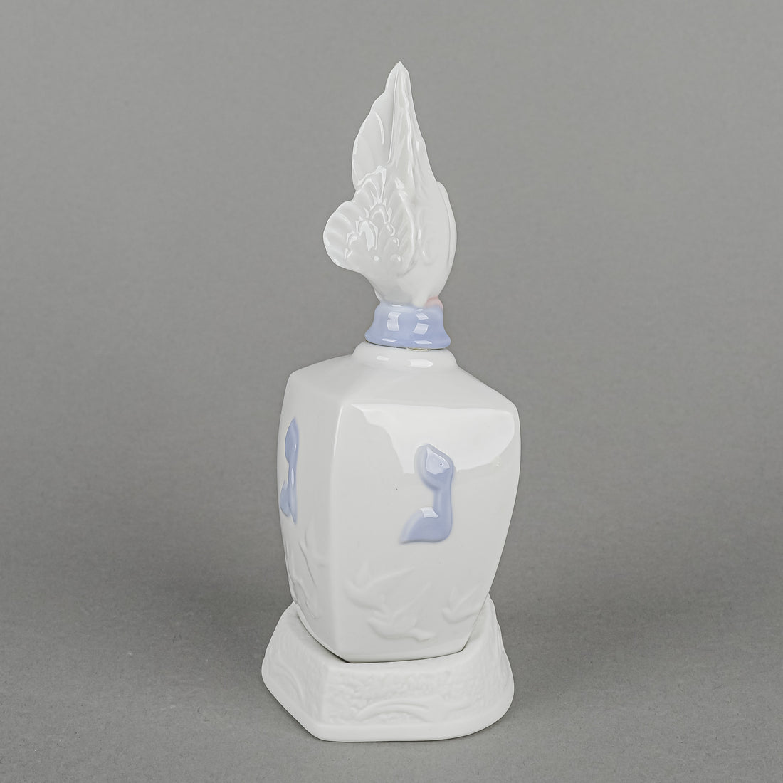 LLADRO Figurine Dreidel With Dove & Stand 6678