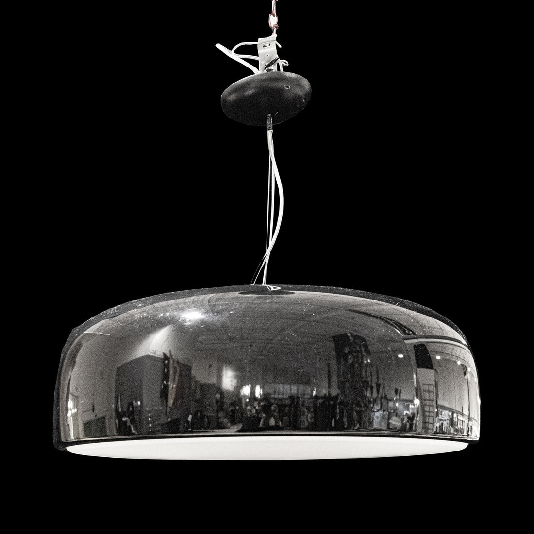 FLOS Smithfield Suspension Light Black Gloss Aluminum