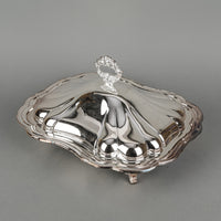 Wm A ROGERS Silver Plate Footed Covered Serving Dish 4940
