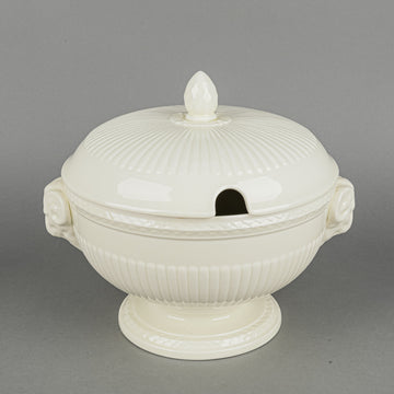 WEDGWOOD Edme Covered Tureen