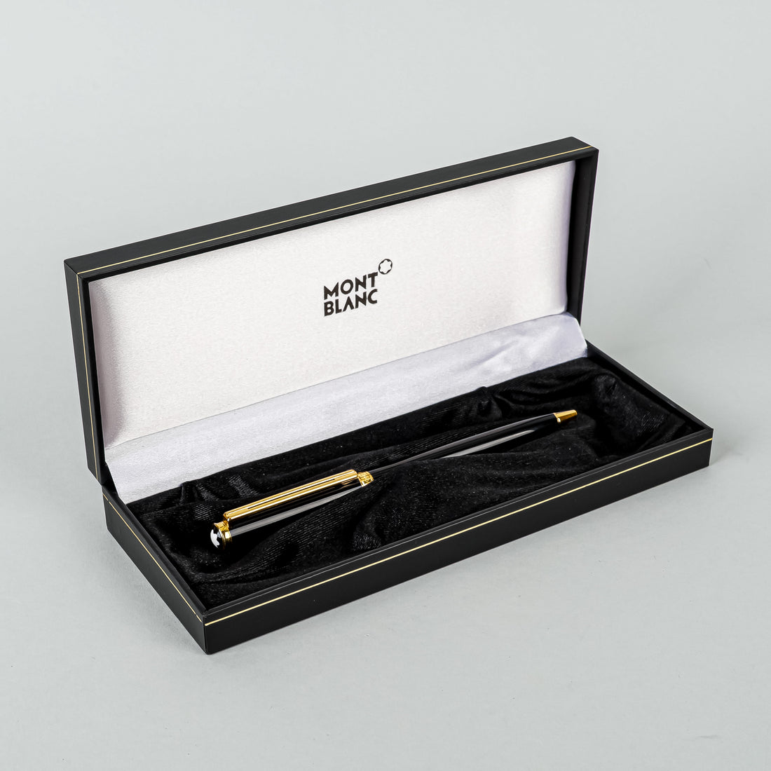 MONTBLANC Noblesse Oblige Black Ballpoint Pen