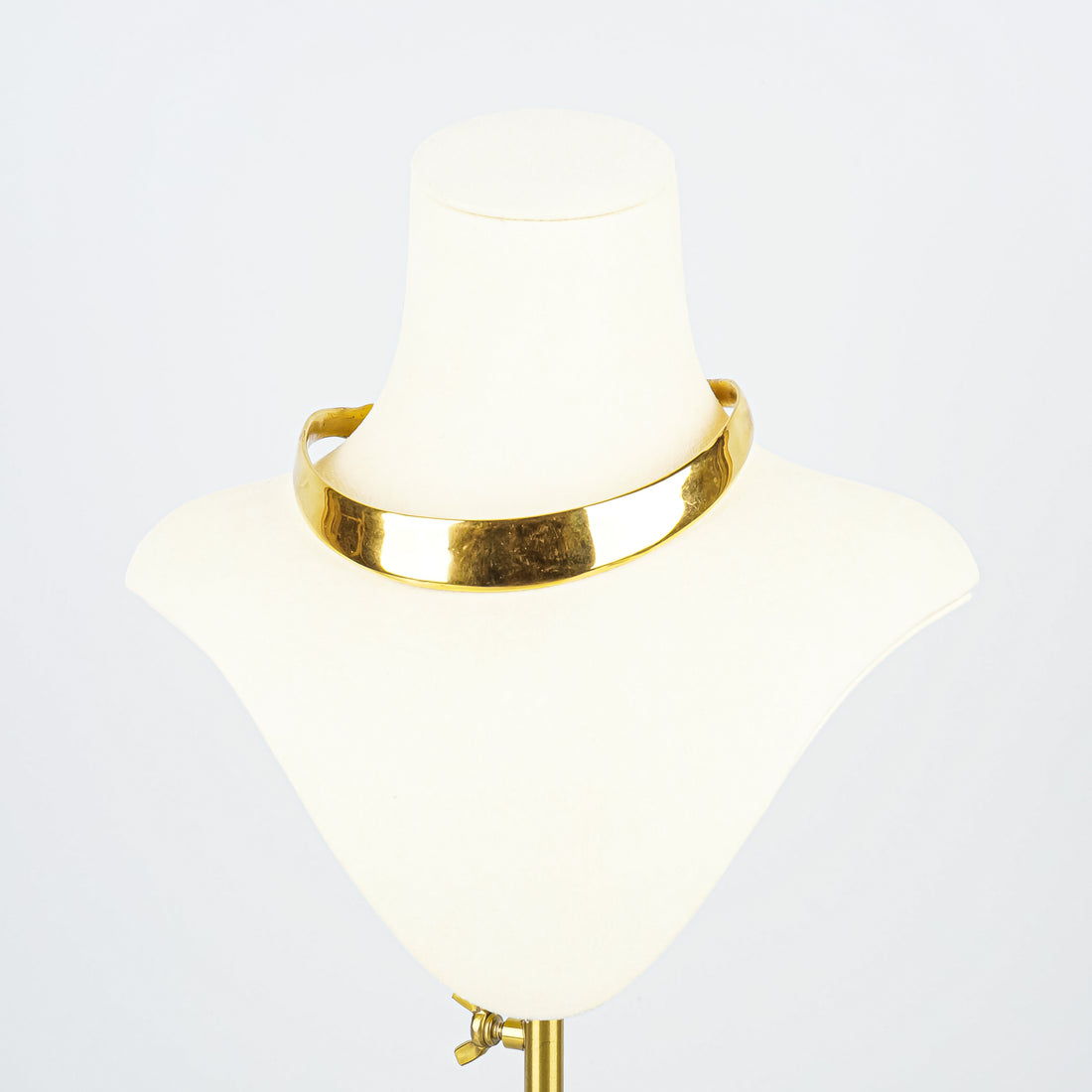 JACOB HULL Gold Tone Open Collar Necklace
