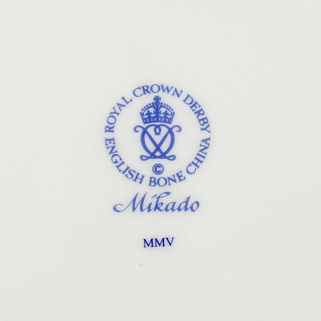 ROYAL CROWN DERBY Mikado Dinner Plate