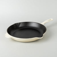LE CREUSET Enamel Cast Iron 28cm Skillet - White