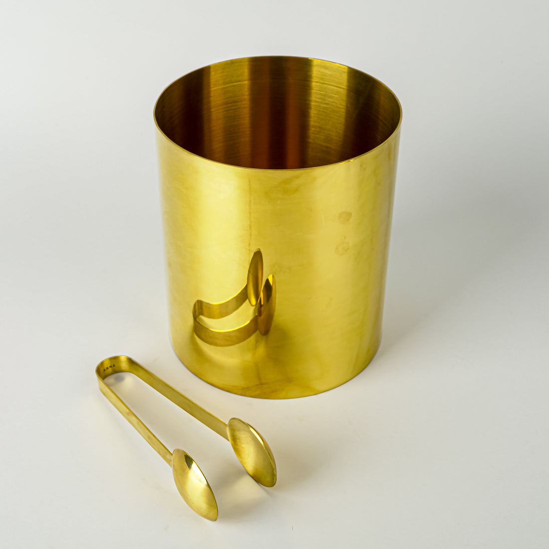ANNA NEW YORK Heritage Gold Lidded Ice Bucket And Tongs