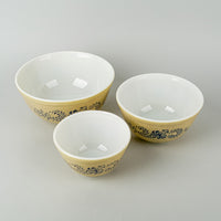PYREX Homestead Nesting Mixing Bowls Set Of 3