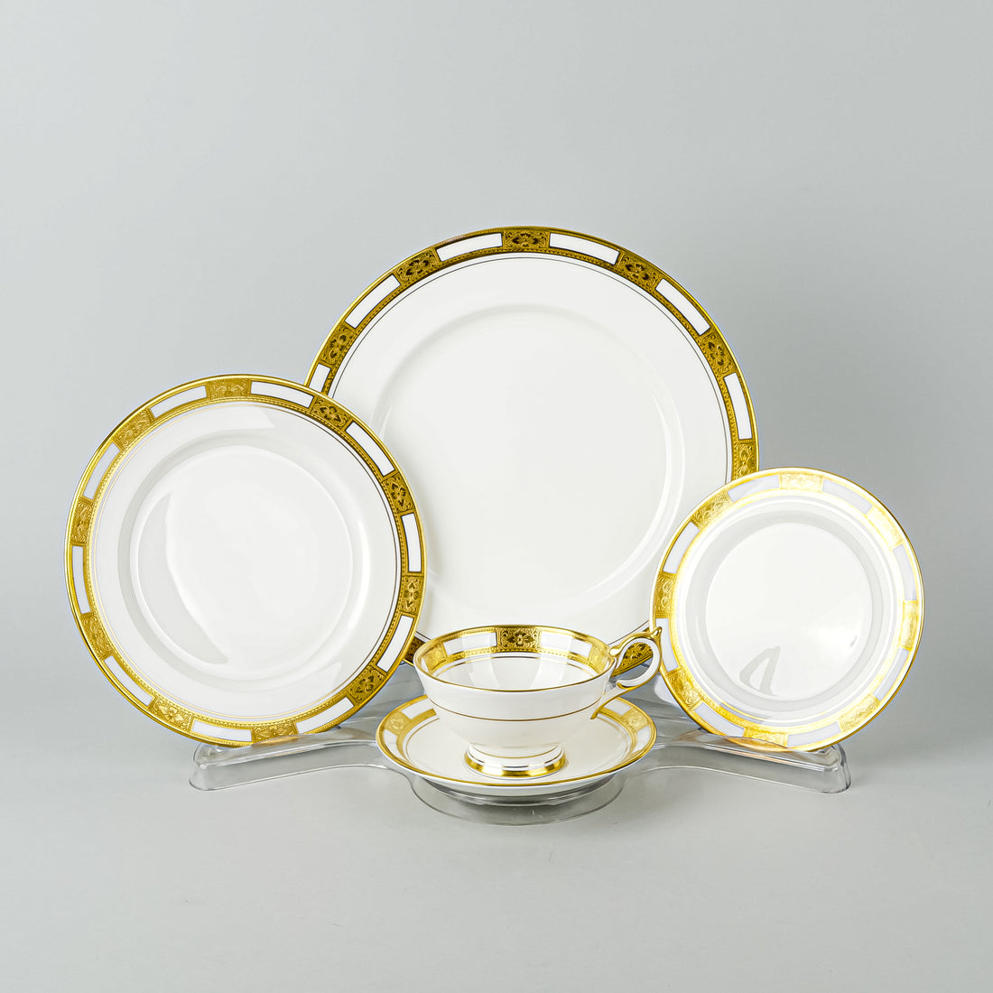 AYNSLEY Empress Gold 8540 7 Place Settings Plus Extras