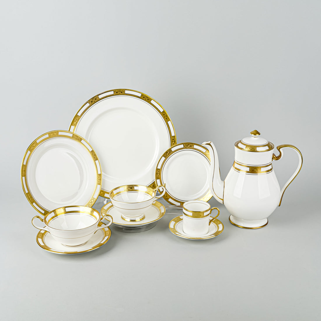 AYNSLEY Empress Gold 8540 7 Place Settings Plus Extras
