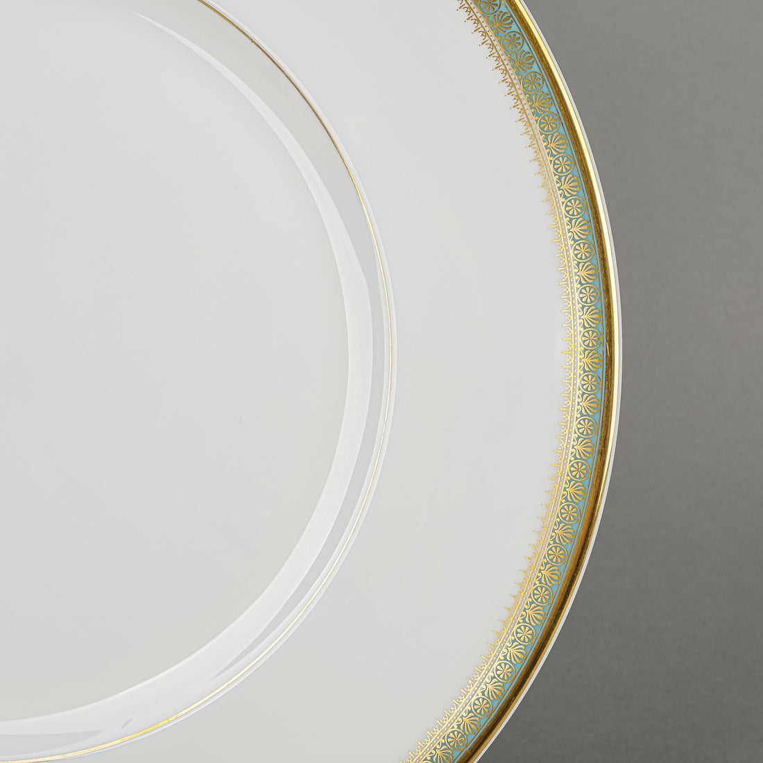 ROYAL DOULTON Clarendon H4993 10 Place Settings Plus Extras