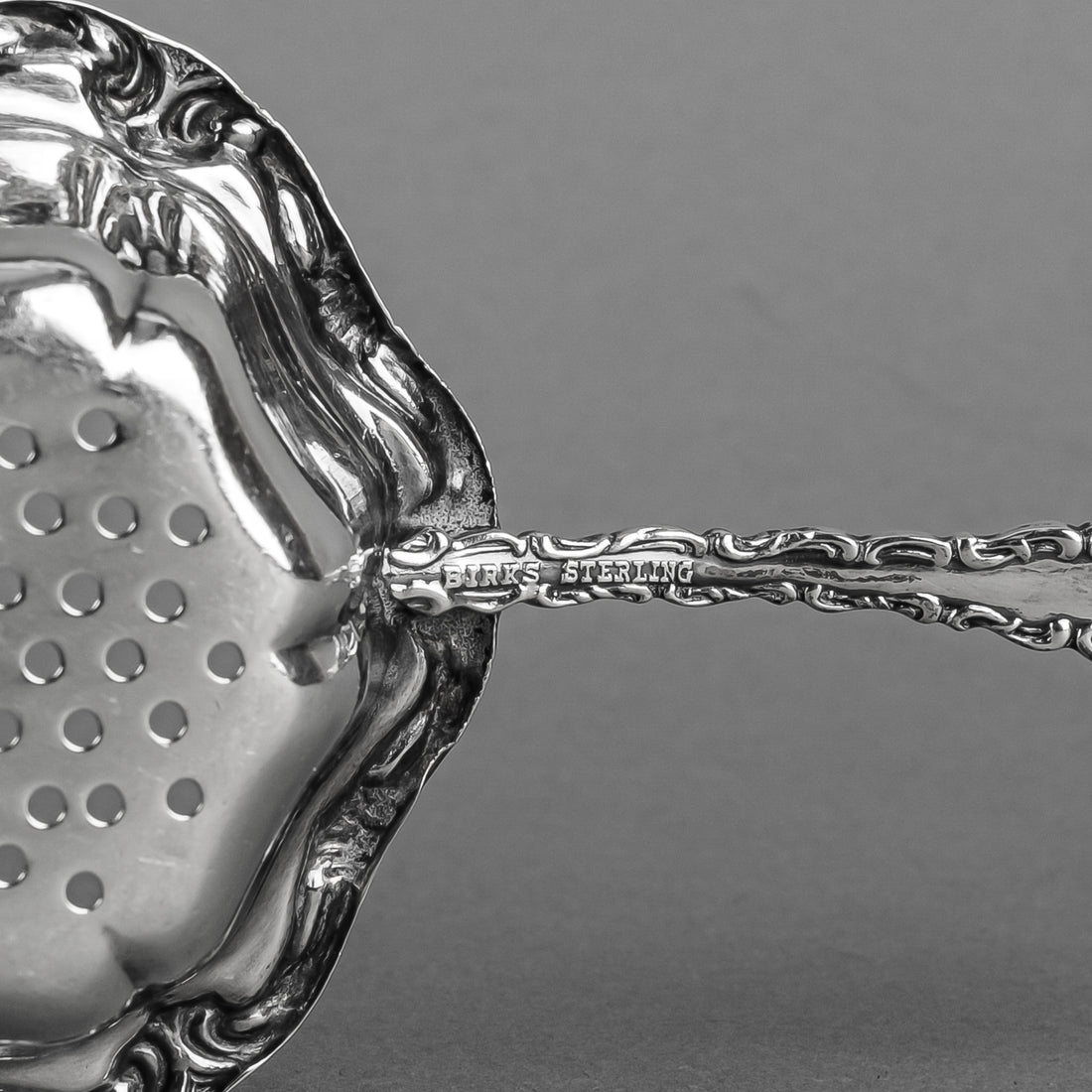 BIRKS Louis XV Sterling Tea Strainer
