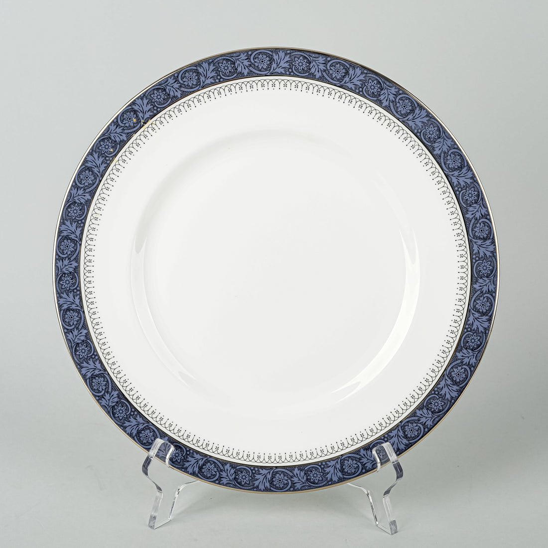 ROYAL DOULTON Sherbrooke H5009 9 Place Settings Plus Extras
