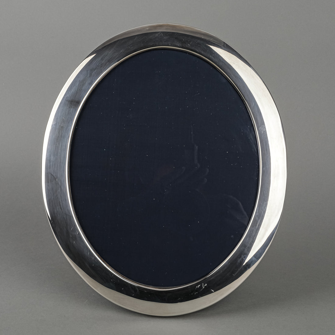 CARRS SILVER Sterling Silver Oval 8x10 Photo Frame