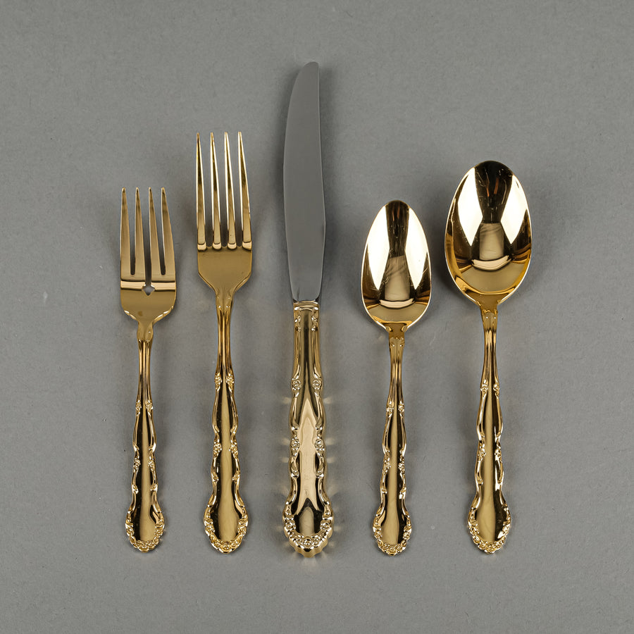 ONEIDA Golden Flirtation Gold Plated Flatware 8 Place Settings Plus Extras