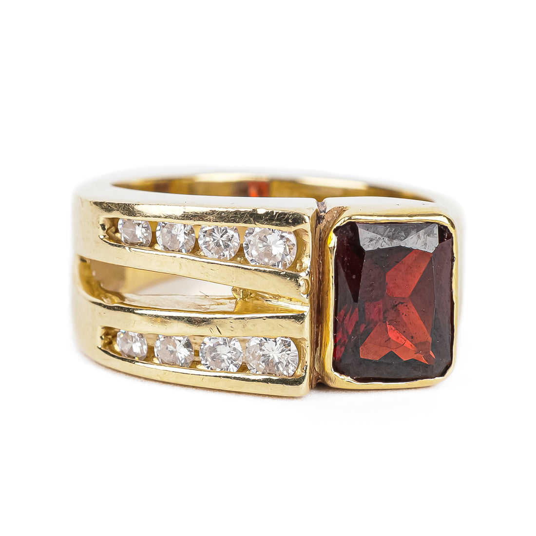14K Yellow Gold Cut Corner Garnet Diamond Ring