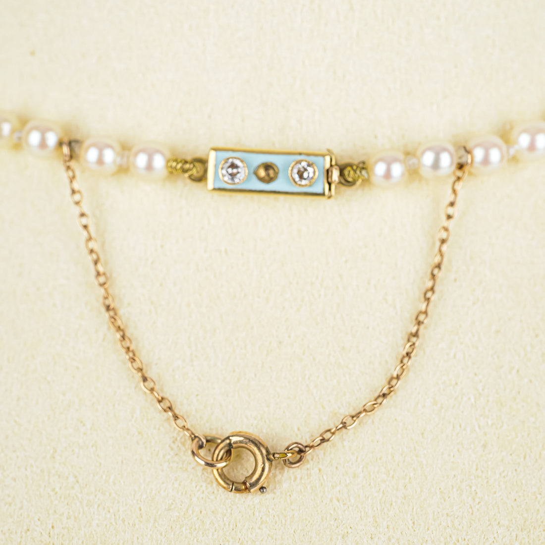 18K Yellow Gold Enameled Diamond Clasp Graduated Pearl Necklace