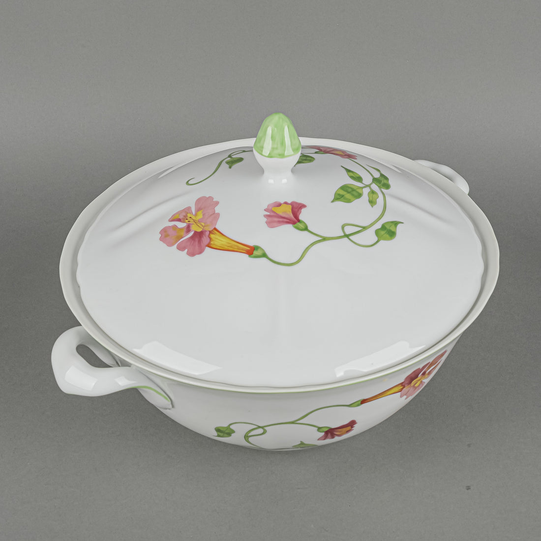DENBY Your Majesty Round Covered Serving Dish