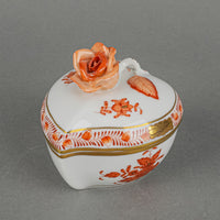 HEREND Chinese Bouquet Rust Covered Heart Box With Rose Knob