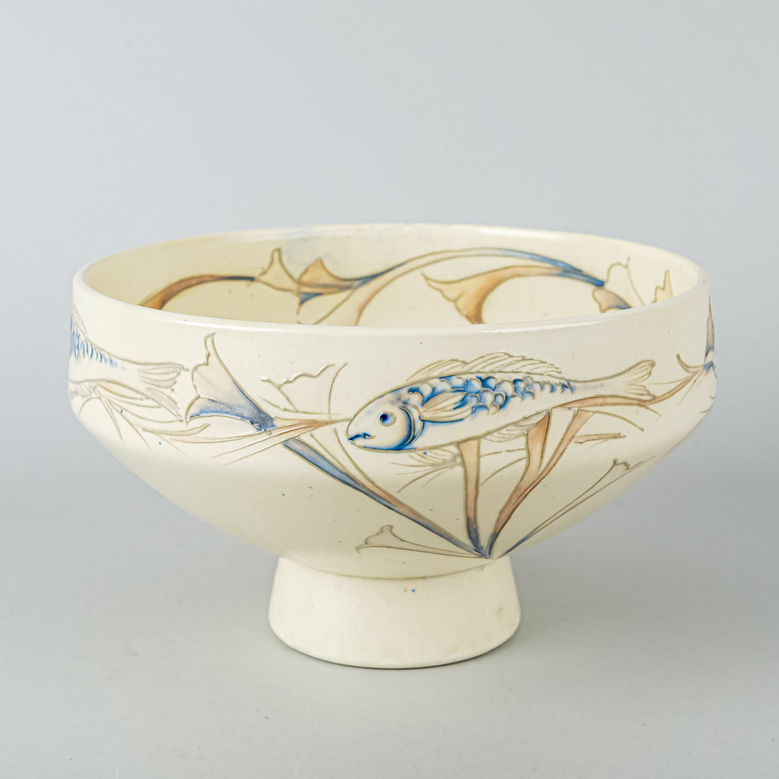 MOORCROFT Fish Footed Bowl
