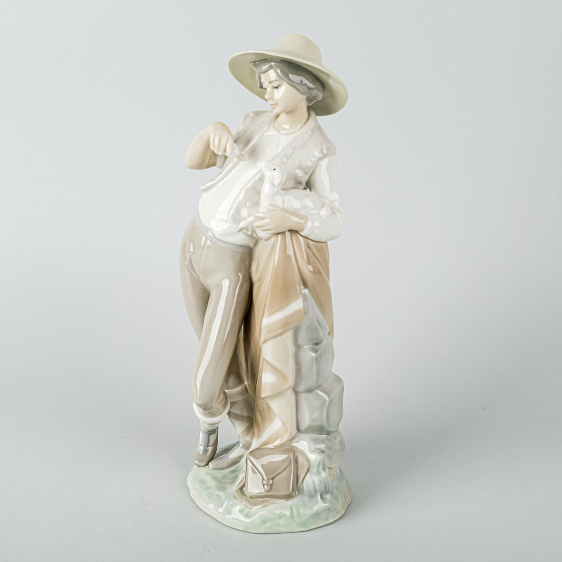 LLADRO Figurine Baby Lamb 4834
