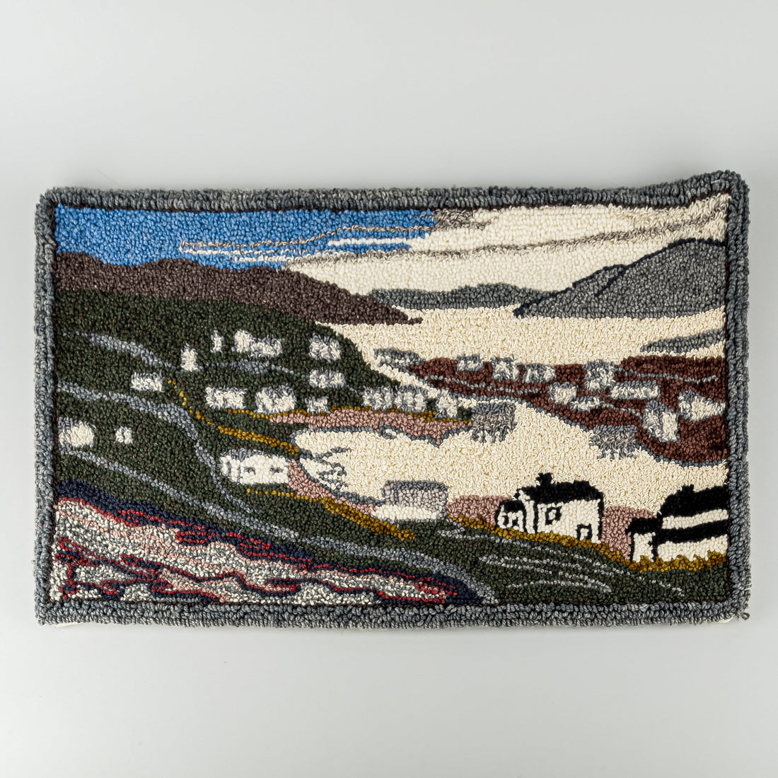 LOIS SAUNDERS (Nfld) Hooked Mat "Indian Cove Labrador"