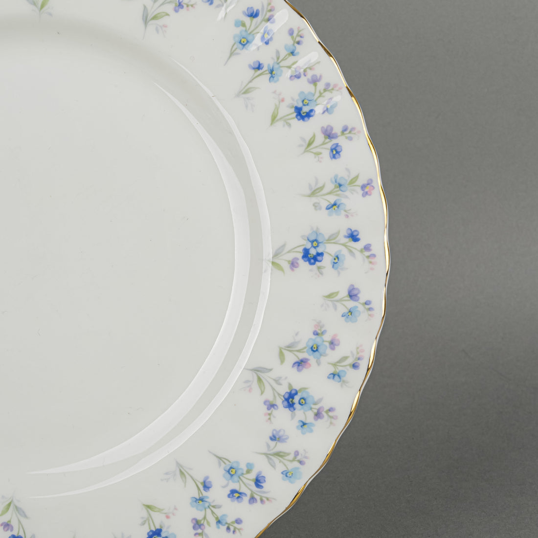 ROYAL ALBERT Memory Lane Salad/Dessert Plates Set of 8