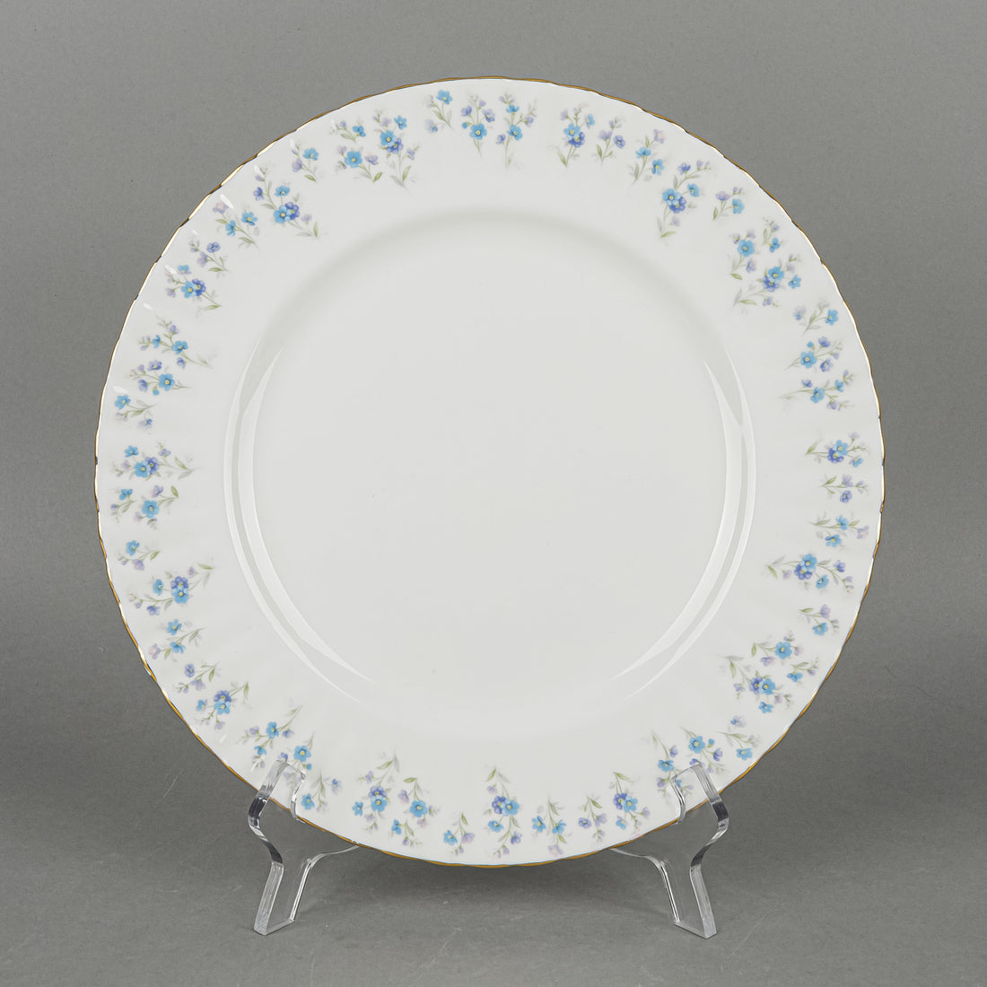 ROYAL ALBERT Memory Lane 6 Place Settings Plus Extras