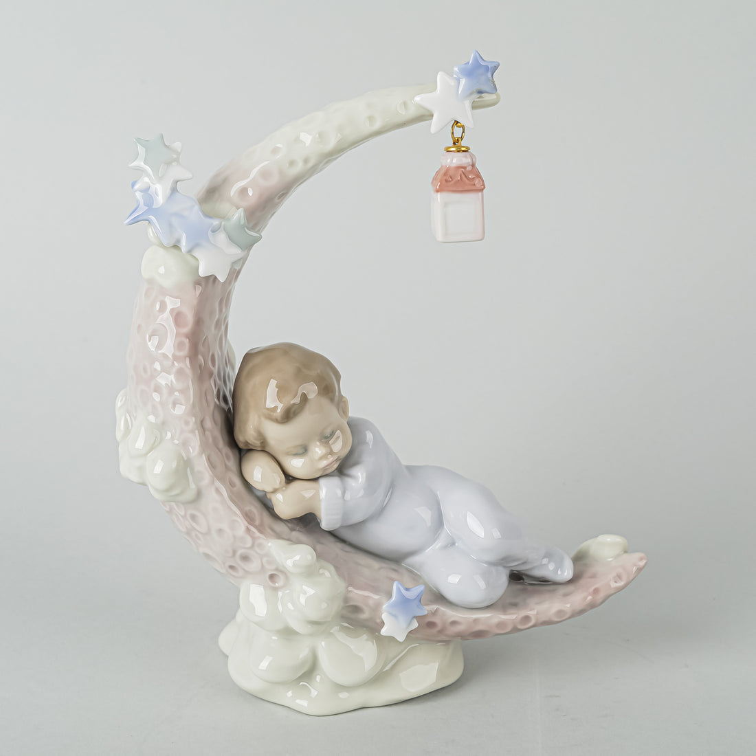 LLADRO Figurine Heavenly Slumber Boy 6479