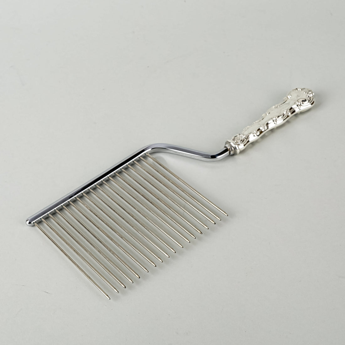 BIRKS Pompadour Sterling Silver Handle Stainless Steel Cake Breaker