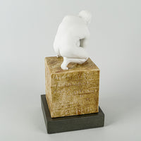 LLADRO Figurine Scientia 8018