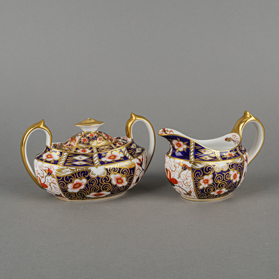 ROYAL CROWN DERBY Traditional Imari 2451 Cream & Covered Sugar