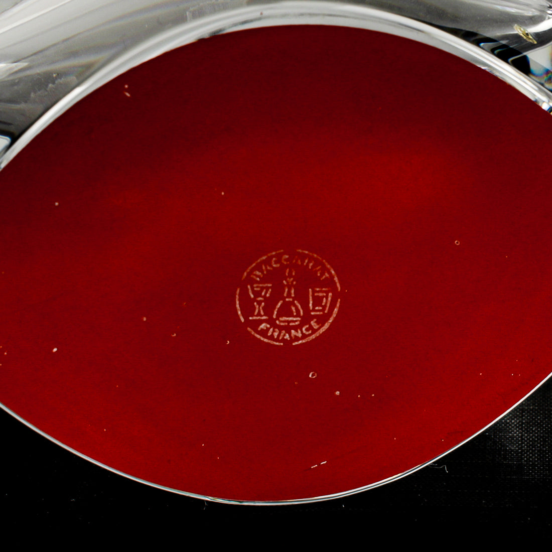 BACCARAT Wave Red Vase