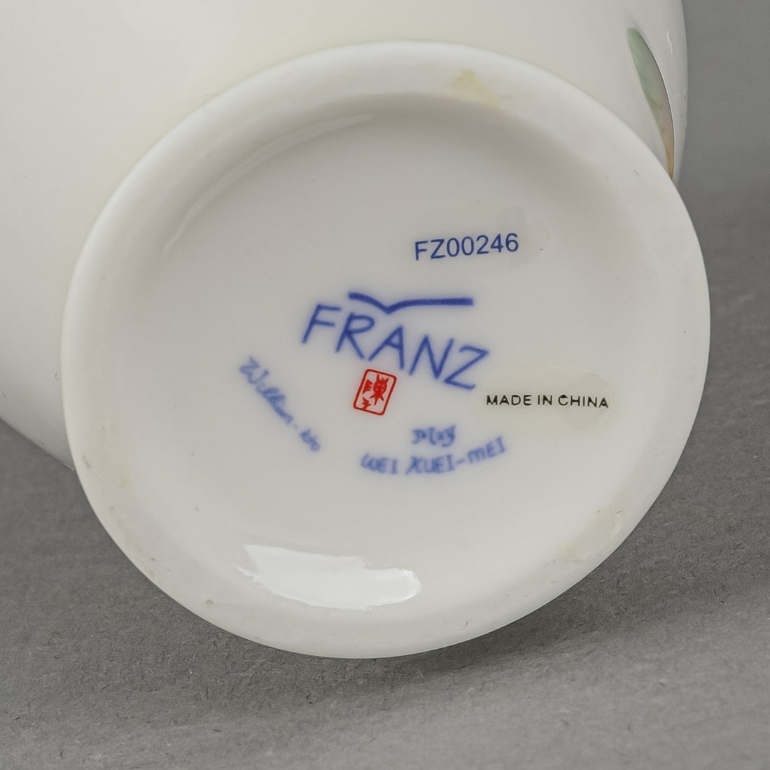 FRANZ COLLECTION Hummingbird And Iris Vase