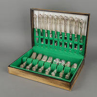 1847 ROGERS BROS Orleans Silverplate Flatware 12 Place Settings