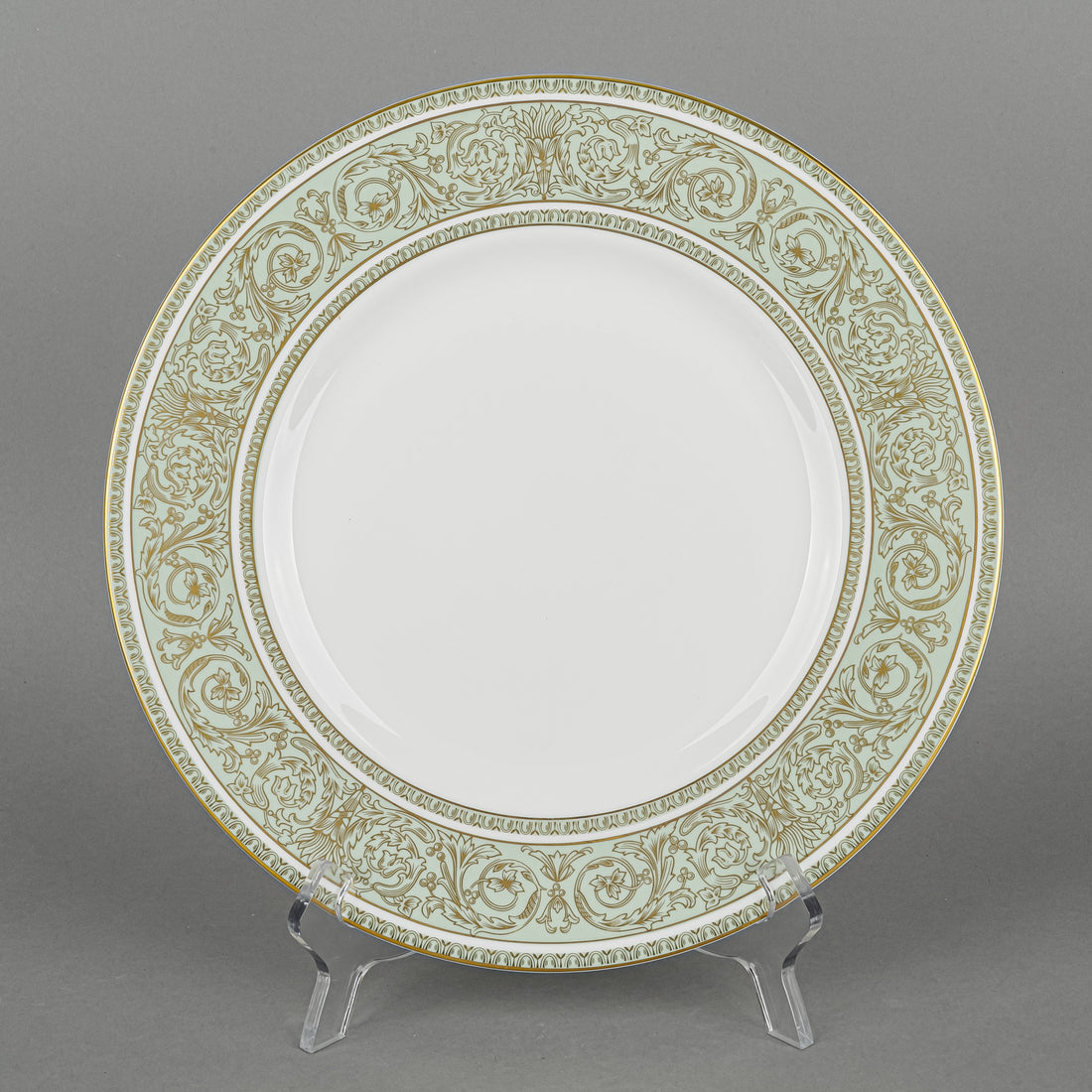 ROYAL DOULTON English Renaissance H4972 8 Place Settings
