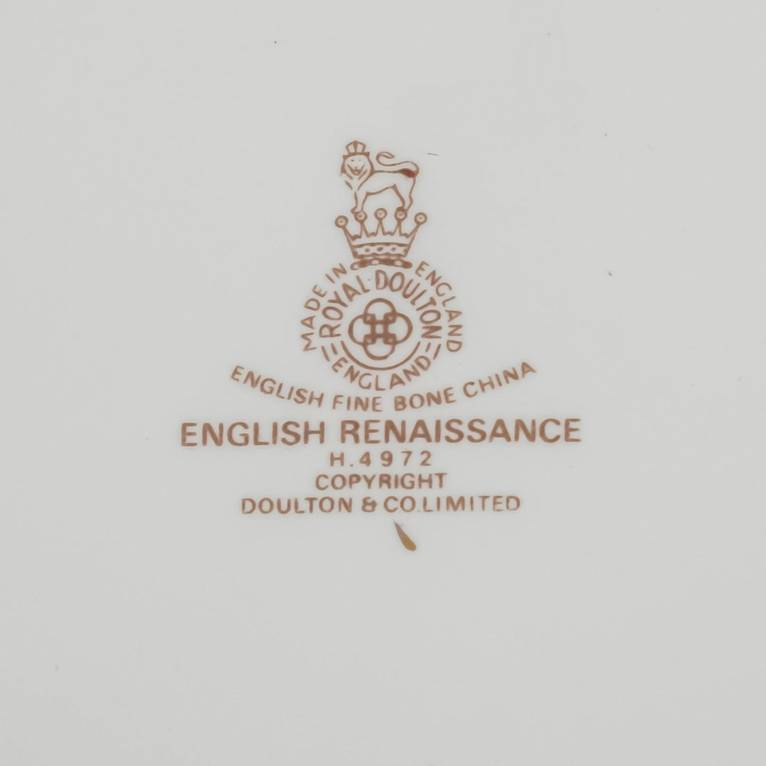 ROYAL DOULTON English Renaissance H4972 8 Place Settings