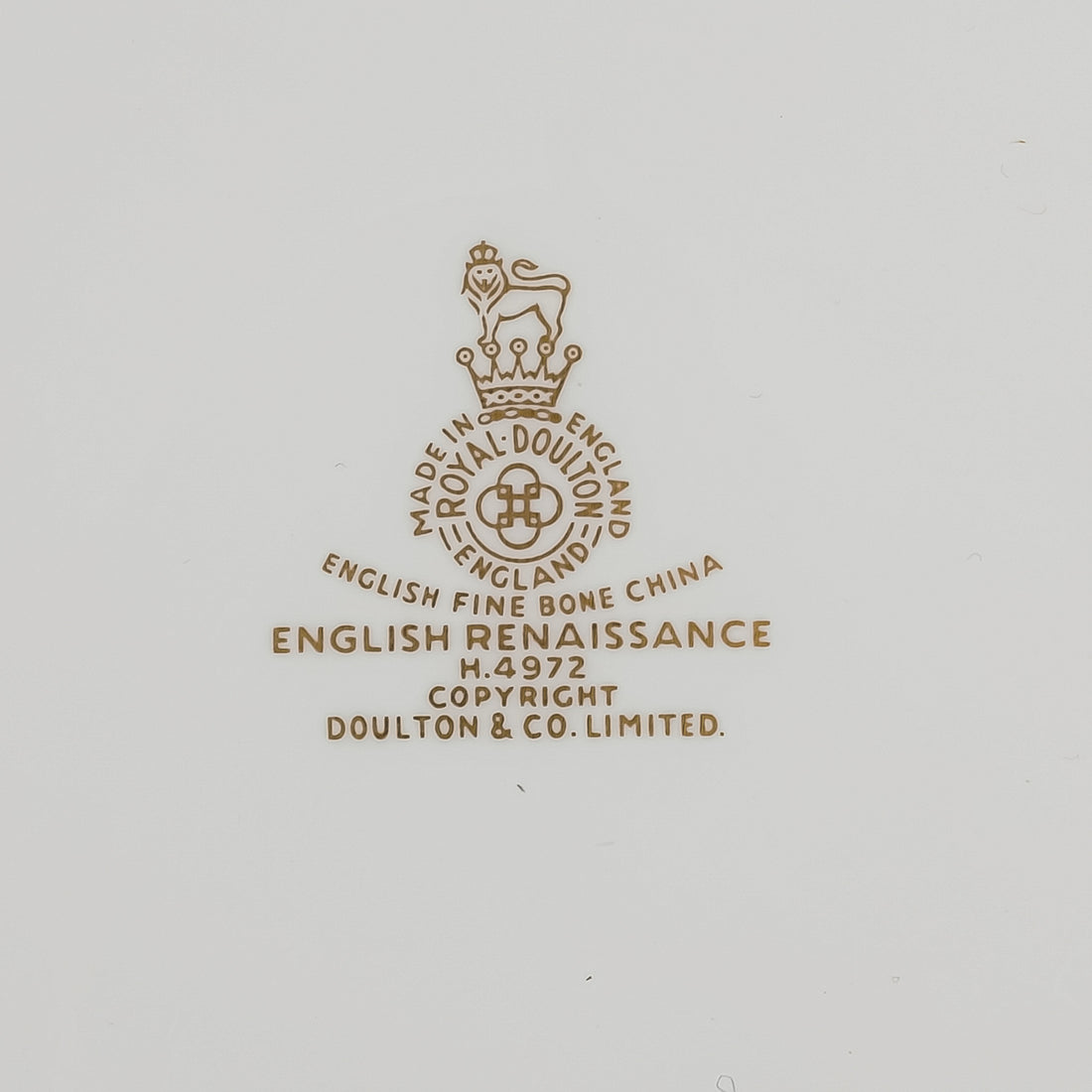 ROYAL DOULTON English Renaissance H4972 Luncheon Plates Set Of 8