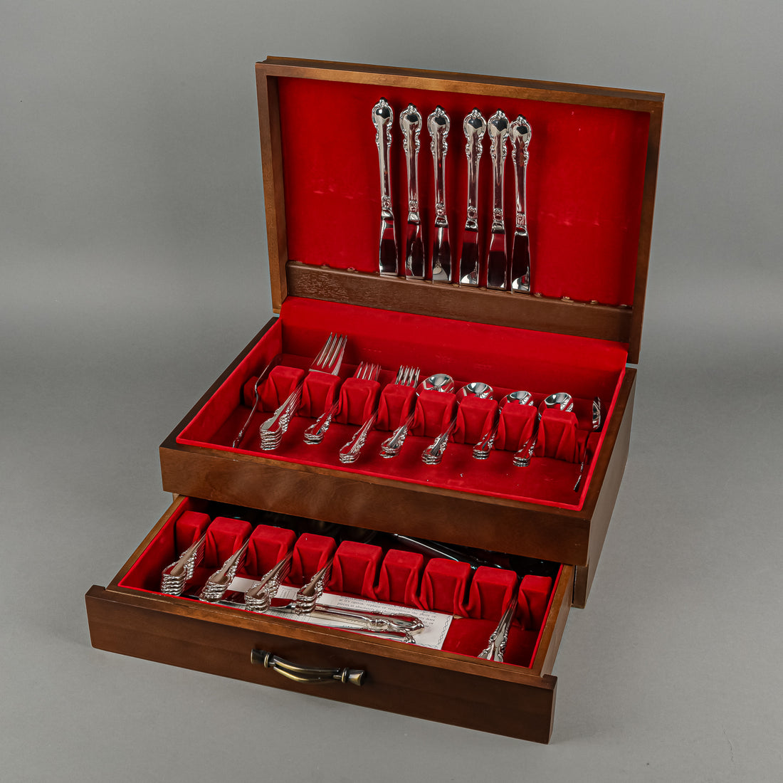 1847 ROGERS BROS Reflection Silverplate Flatware 12 Place Settings Plus Extras