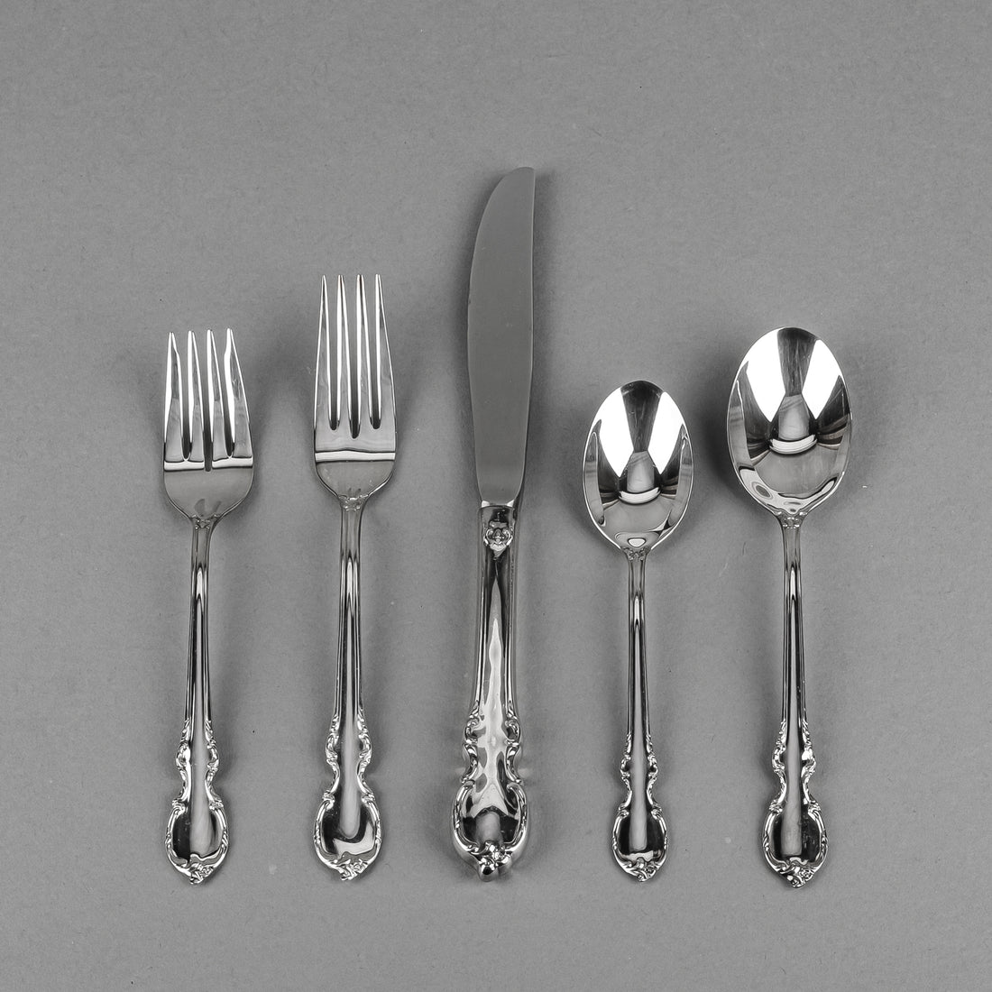 1847 ROGERS BROS Reflection Silverplate Flatware 12 Place Settings Plus Extras